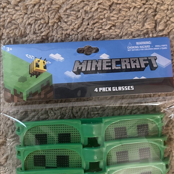 Minecraft Green Creeper Glasses 4-Pack - Picture 2 of 4